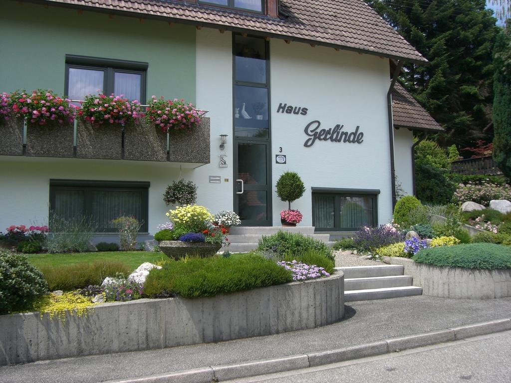 Haus Gerlinde Hotel Zell am Harmersbach Exterior photo